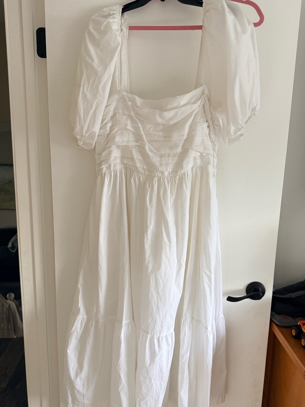 Abercrombie & Fitch White Puff-Sleeve Tiered Midi Dress